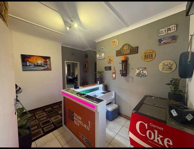 2 BEDROOM APARTMENT FOR SALE IN LAMBTON